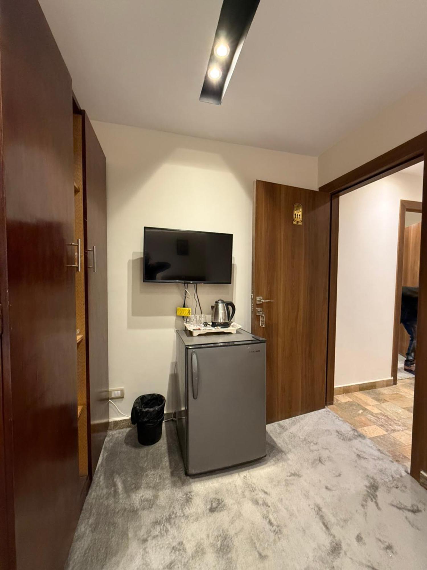 Topaz Pyramids View Inn Kafrat al Jabal Экстерьер фото